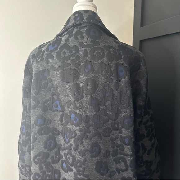 Beautiful leopard print Ann Taylor blazer coat size medium - Picture 7 of 10